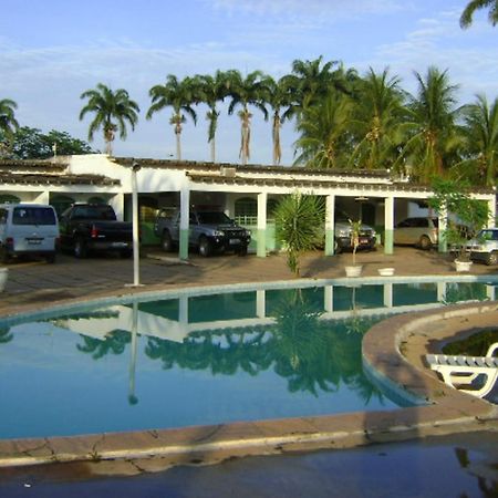 Hotel Das Palmeiras Barreiras  Esterno foto
